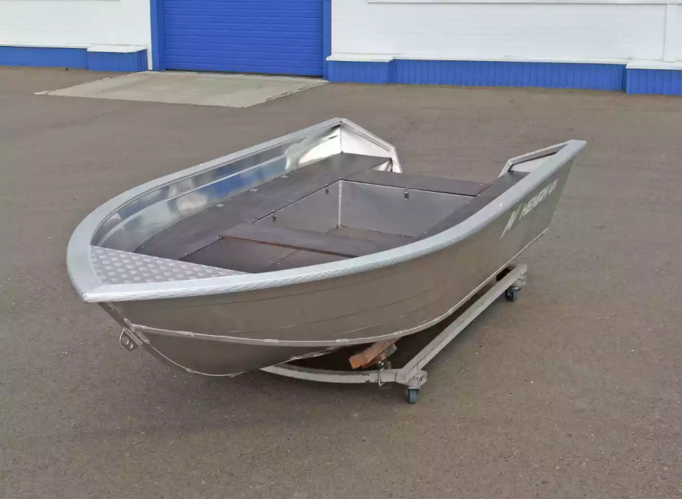 Алюминиевая лодка  Неман-420 в Туле
