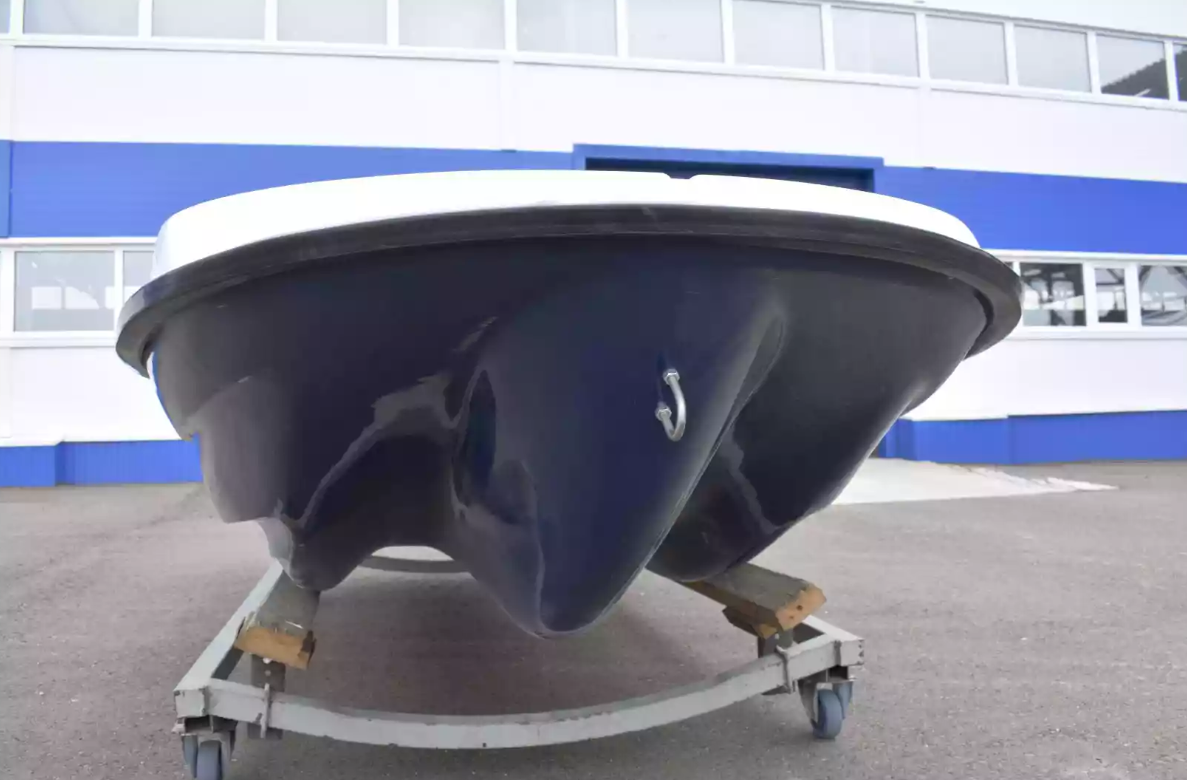 Стеклопластиковая лодка Пингвин New (тримаран) в Туле