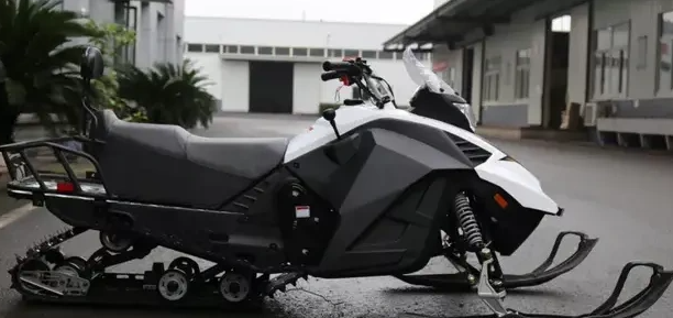 Снегоход ULAR 220 в Туле