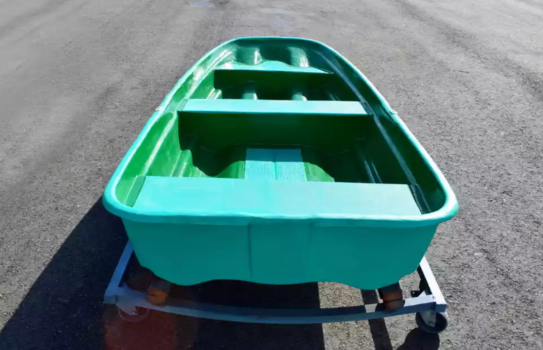 Стеклопластиковая лодка Старт (тримаран) в Туле