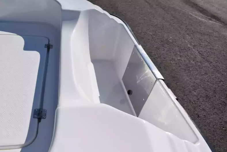 Стеклопластиковая лодка Пингвин (тримаран) в Туле