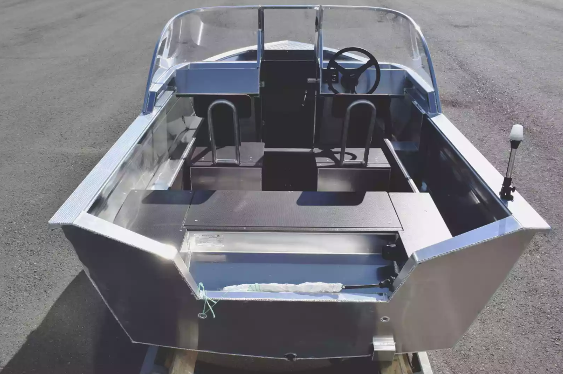 Алюминиевая лодка  Неман-400 DCM в Туле