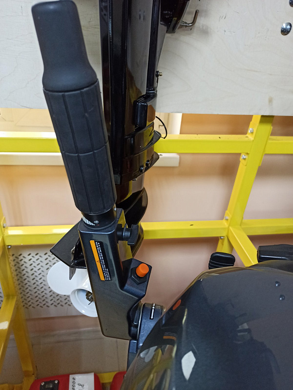 Лодочный мотор BREEZE F9,9S (4х тактный) в Туле