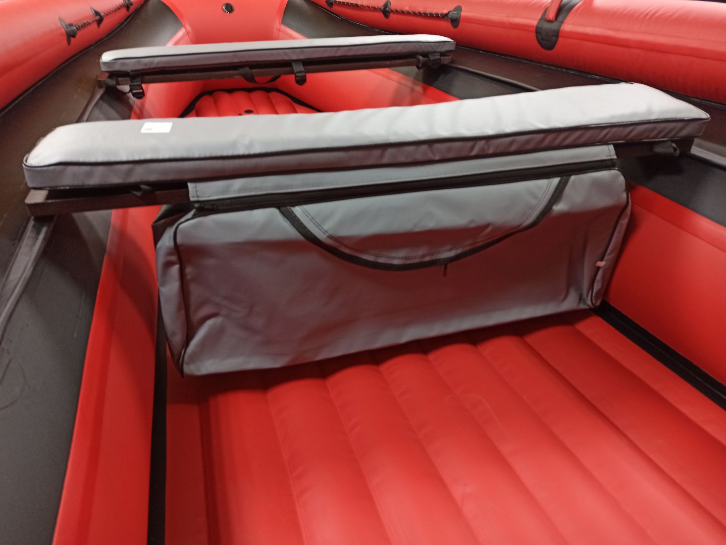 КОМПЛЕКТ МЯГКИХ НАКЛАДОК С СУМКОЙ ДЛЯ ЛОДОК 110Х20 СЕРЫЙ в Туле