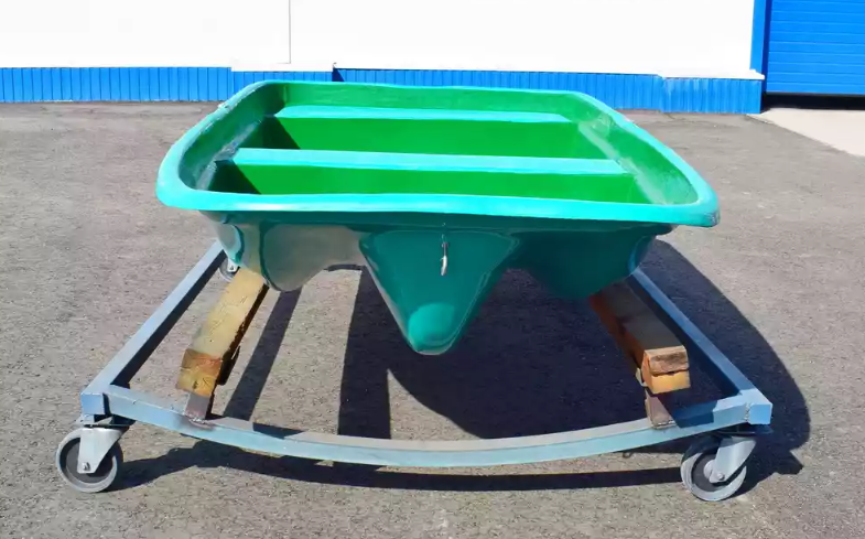 Стеклопластиковая лодка Старт (тримаран) в Туле