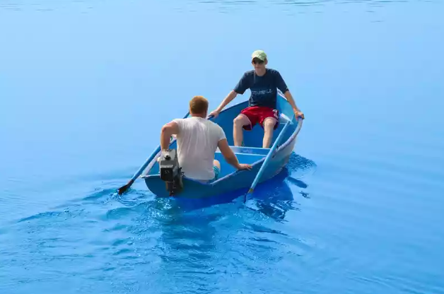 Стеклопластиковая лодка Омуль в Туле