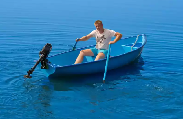 Стеклопластиковая лодка Омуль в Туле