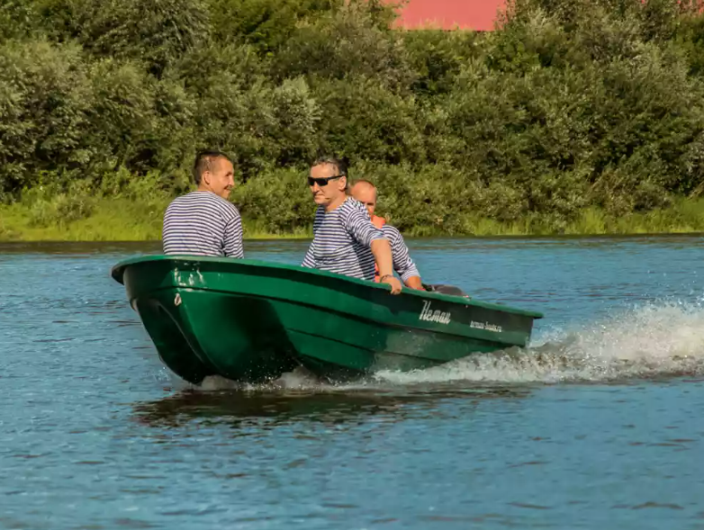 Стеклопластиковая лодка Neman-340 (тримаран) в Туле