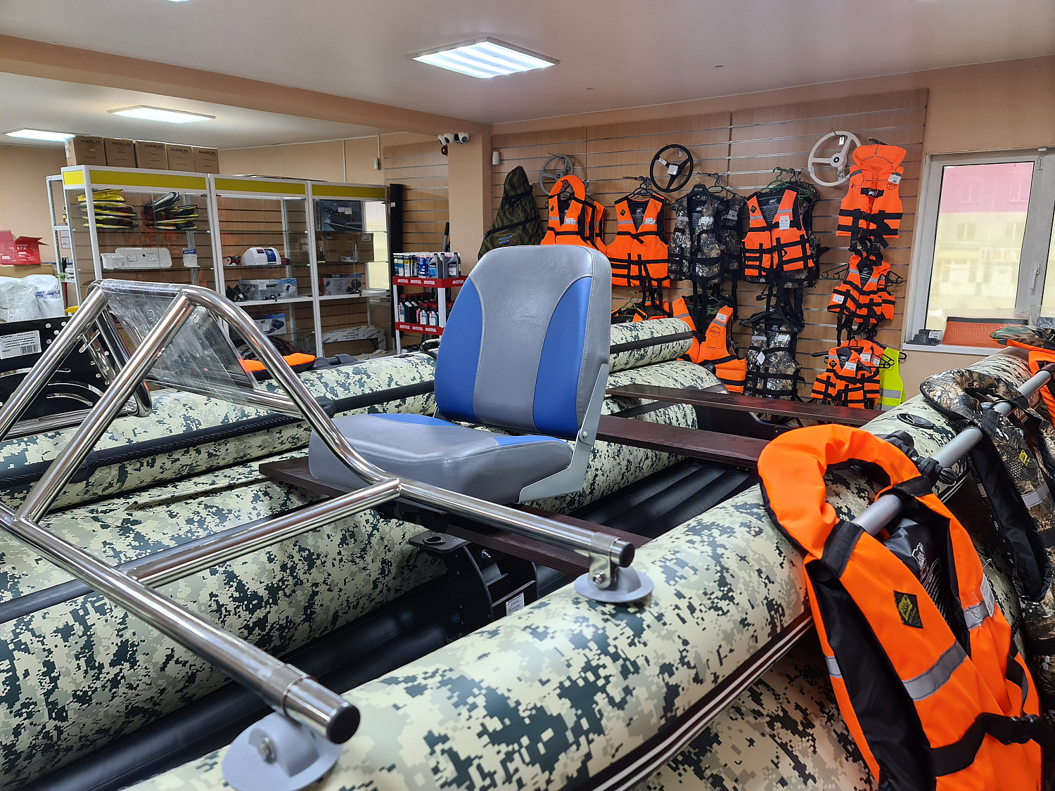 КРЕСЛО МЯГКОЕ РАСКЛАДНОЕ С ПОВОРОТНЫМ МЕХАНИЗМОМ ДЛЯ ЛОДОК в Туле